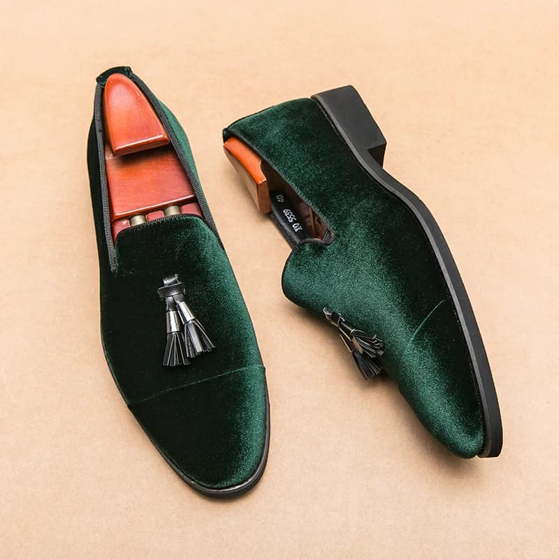 Korean Style Corduroy Slip-On Loafers Men's Shoes Nightclub Fashionable Large Size Casual Leather Shoes Wear-Resistant Rubber...