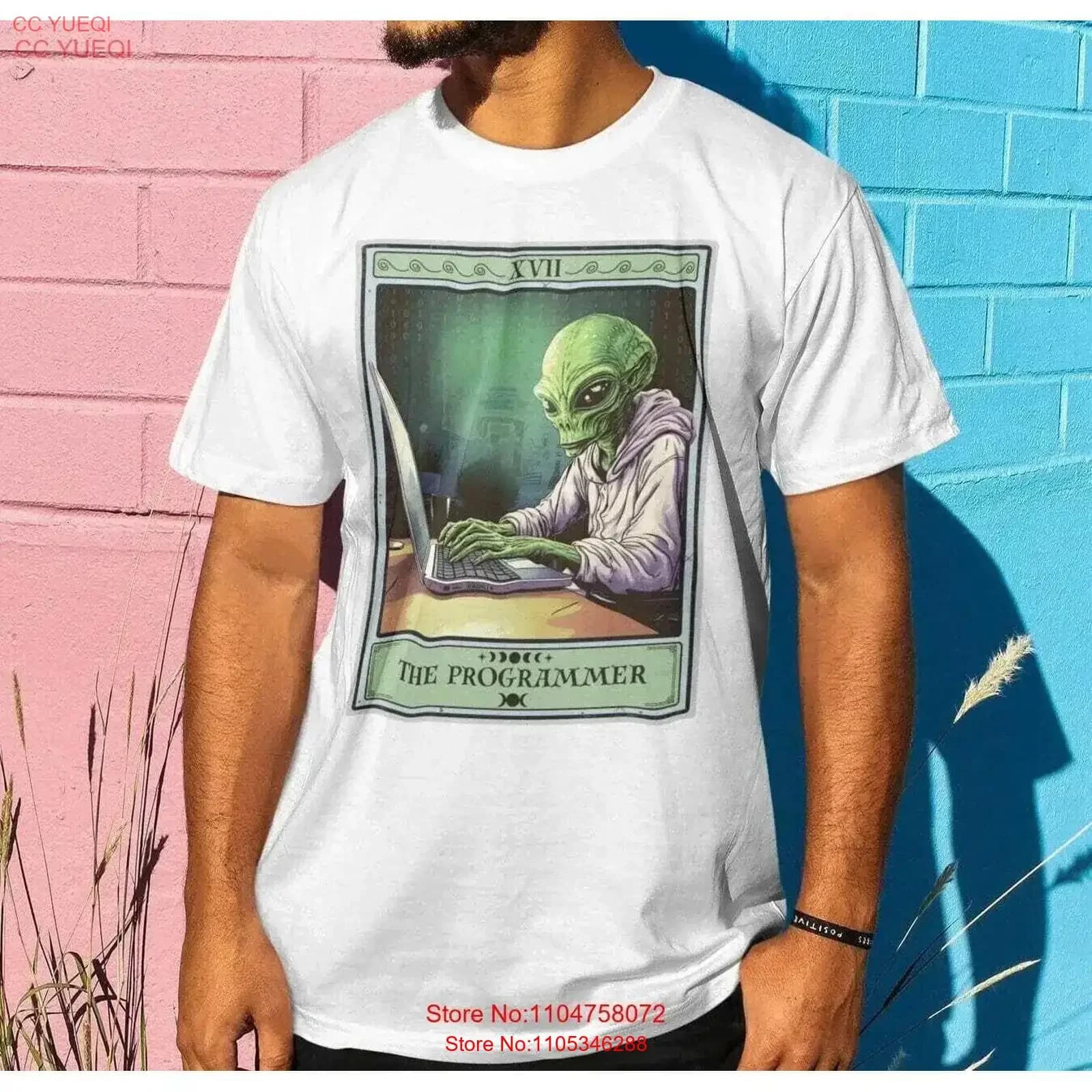 T-shirt The Programmer Tarot Card Alien Coder vintage, effetto lavato, leggermente versatile, traspirante, elegante, grafica alla moda, vintage