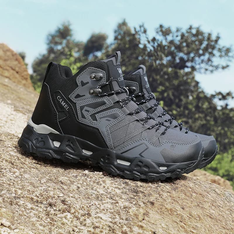 New trekking shoes Outdoor sports shoes unisex Boots Camping boots Women's waterproof walking shoes Professional non-slip trekking shoes