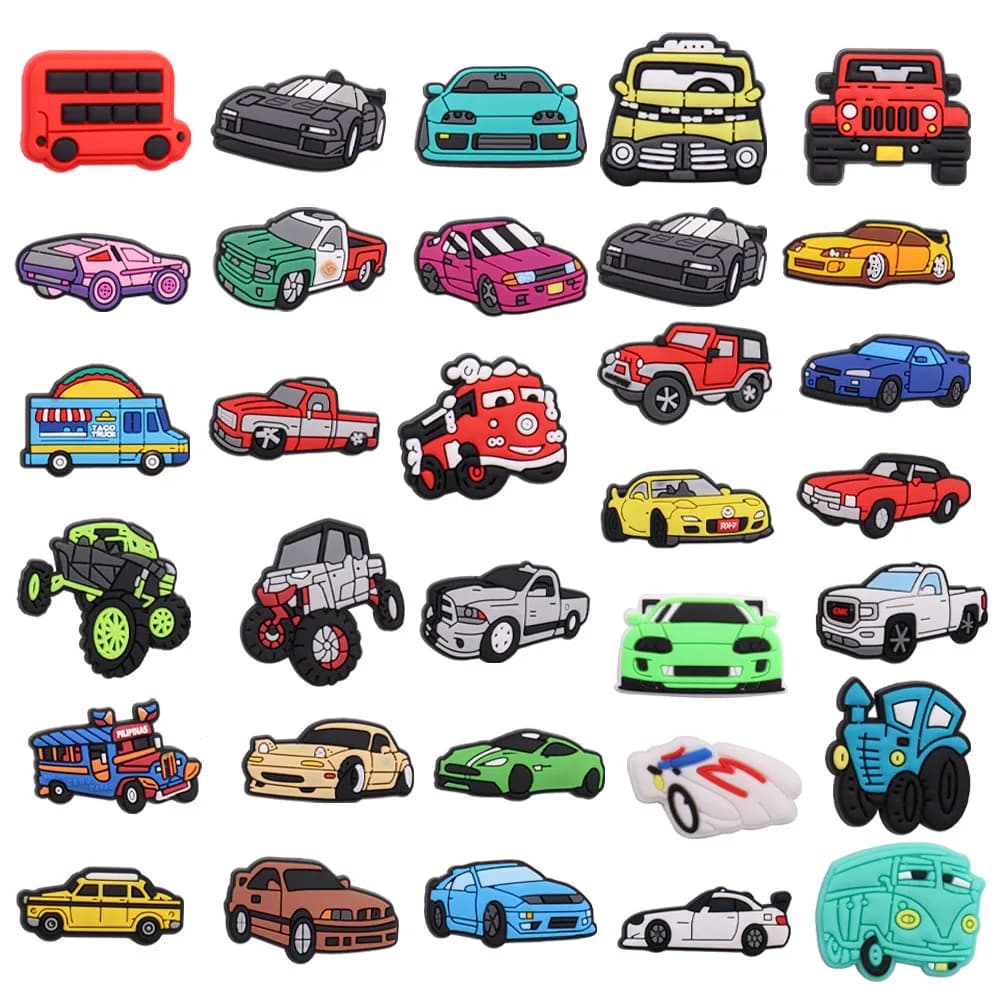 Vendita singola 1 pz ciondoli per scarpe in PVC Kawaii Car Racing Sports Car Van Truck Bus Slipper accessori bambini adorabili decorazioni