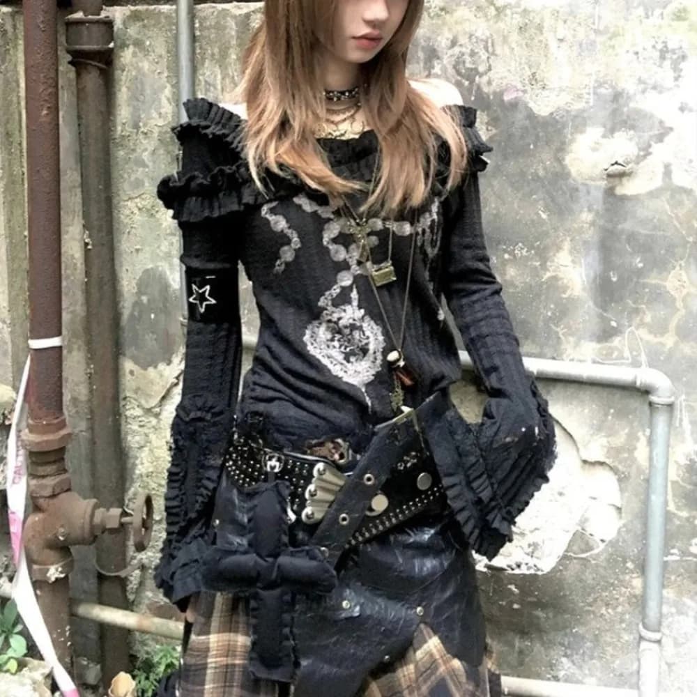 Maglione Vintage con Scollo a Barca e Maniche a Campana, Pullover Punk con Stampa 'Pure Desire', Due Outfit per Abbigliamento Femminile 2026
