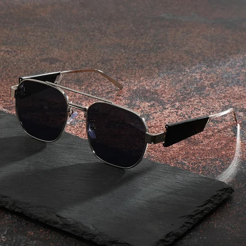 Occhiali da Sole in Metallo di Lusso con Lenti Colorate UV400, Occhiali da Sole Poligonali Leggeri UV400 per Sport all'Aperto e Spiaggia