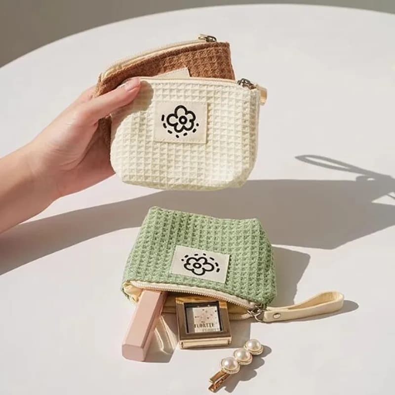 Borsa per il trucco verde Matcha piccola da donna Portamonete portatile Borsa per riporre le cuffie con rossetto per pendolari Custodia per chiavi a doppia catena in tela