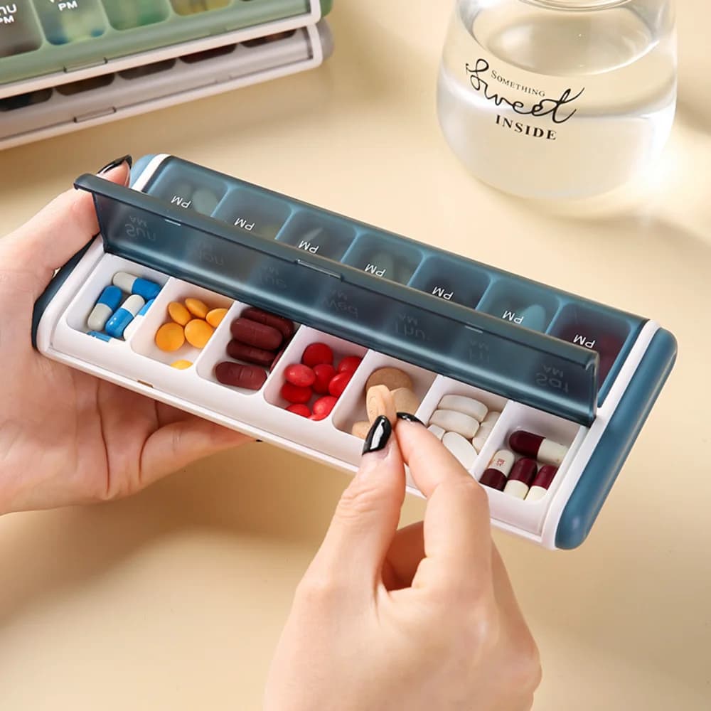 New Weekly Portable Premuim Hair Holder Organizer 2 times a day 14 storage grids for medicines vitamin supplements fish oils