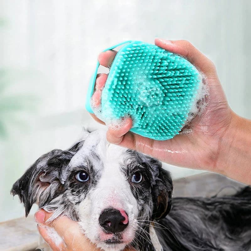 Spazzola per toelettatura animali domestici in silicone morbido, massaggiatore per cani e gatti, spazzola per doccia con gel detergente, strumento pettine per la pulizia