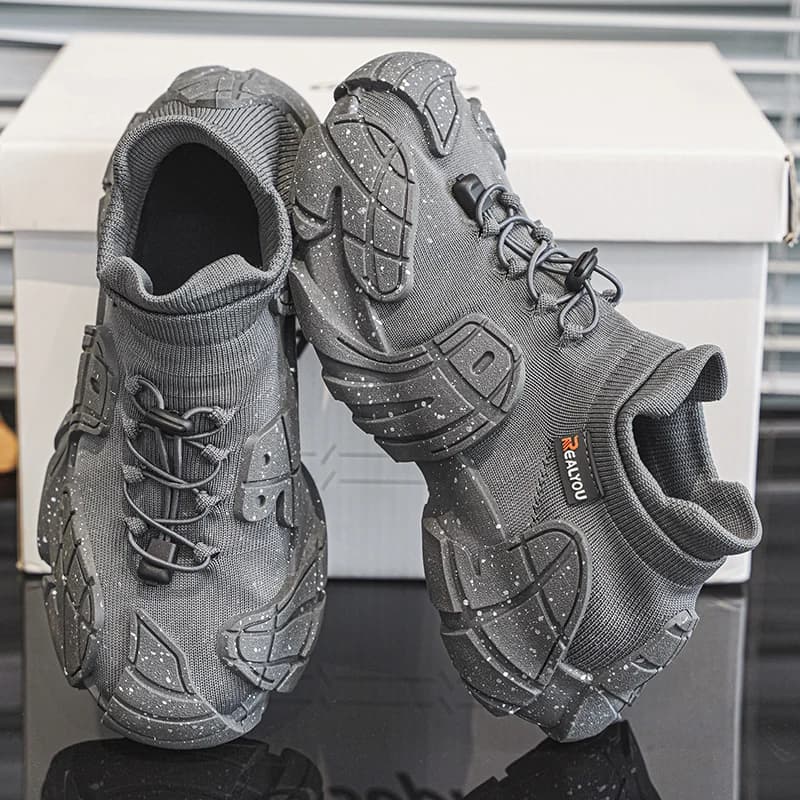 2024 nuove scarpe Casual da uomo versatili calzini sportivi scarpe Casual Trendy Cyberpunk Sneakers scarpe da Jogging traspiranti in rete da uomo