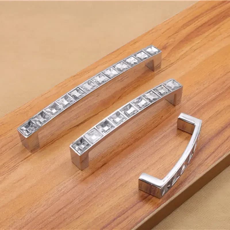 Manopole in cristallo di moda Maniglie per armadi Maniglie per armadi in cristallo argento Manopole per cassetti Maniglia per mobili da cucina Hardware
