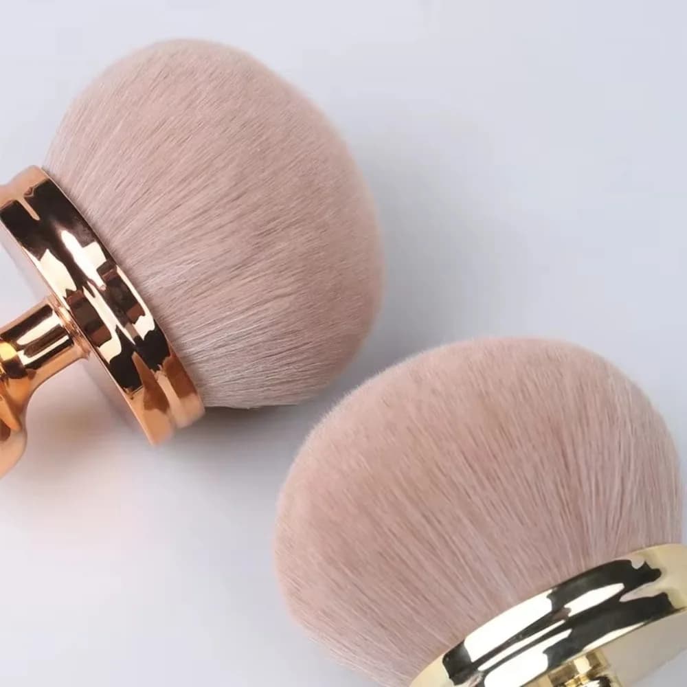 Extra large body makeup brush Kabuki brush for soft synthetic hair with professional 74 mm wide head self-tanning rear applicator