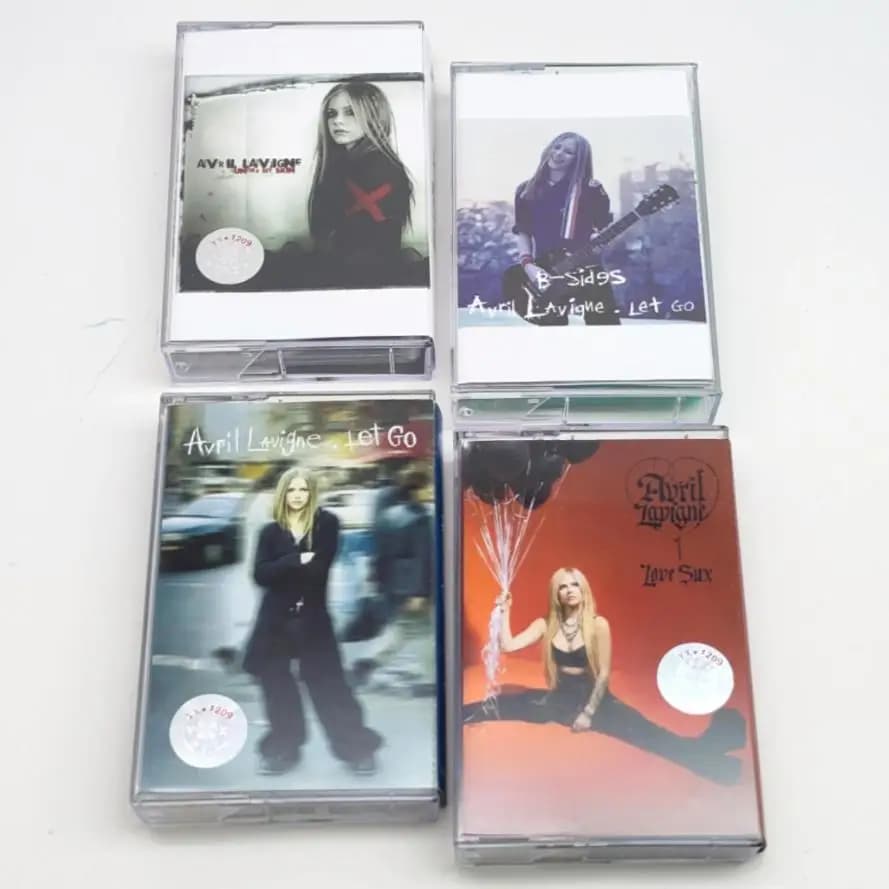 Pop Rock Avril Lavigne Nastro musicale Let Go Album Love Sux Album Cassette Cosplay Walkman Registratore Auto Bande sonore Scatola Musica per feste
