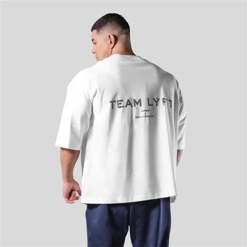 TEAM LYFT Lettera d'argento Logo Stampa Comodo cotone da uomo PALESTRA T-shirt O-Collo Manica corta T-shirt M-3XL Uomo T-shirt Top Tees