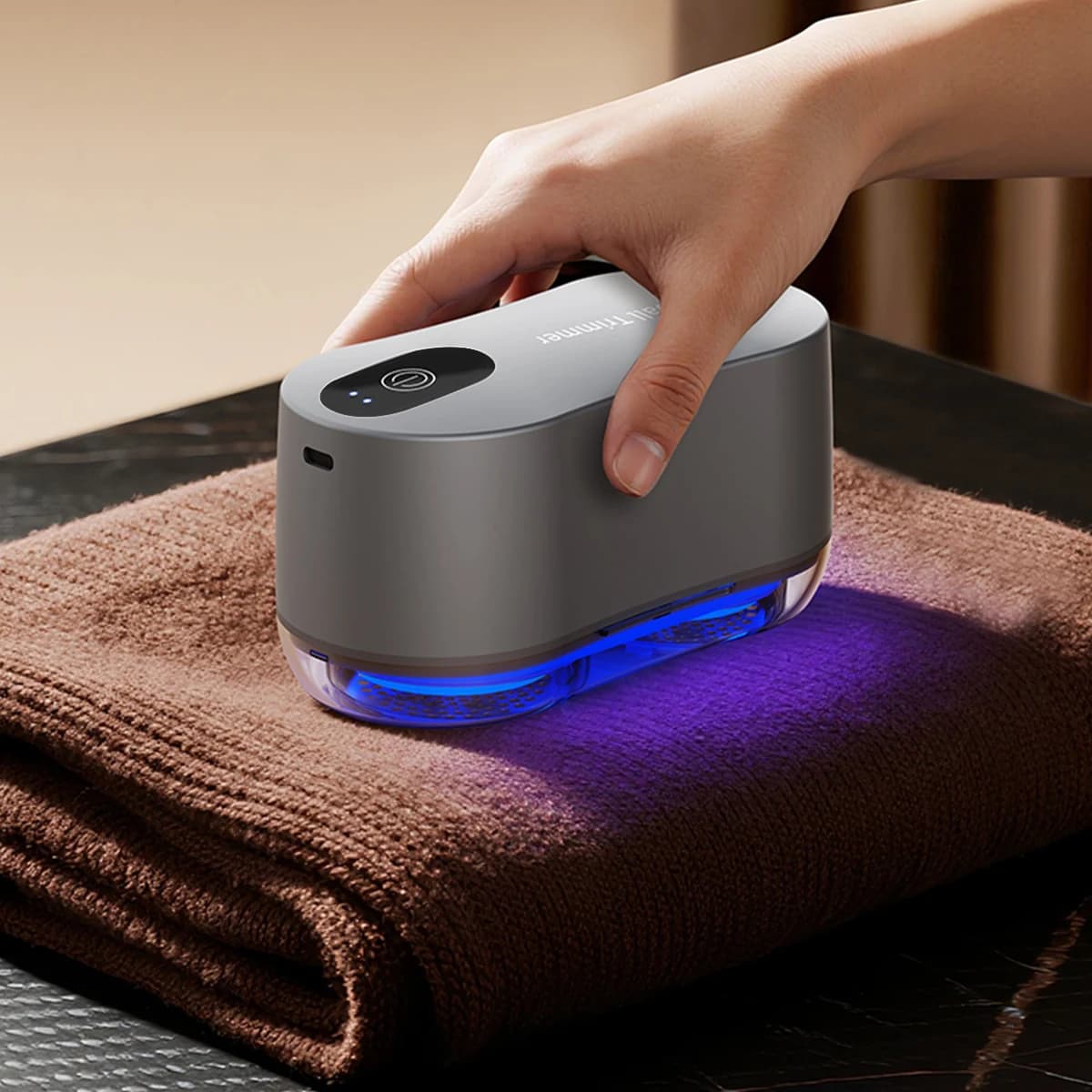 Dual Head Electric Lint Remover 1200mAh Rechargeable Portable 6 Stainless Steel Blade Fabric Shaver with Purple Light