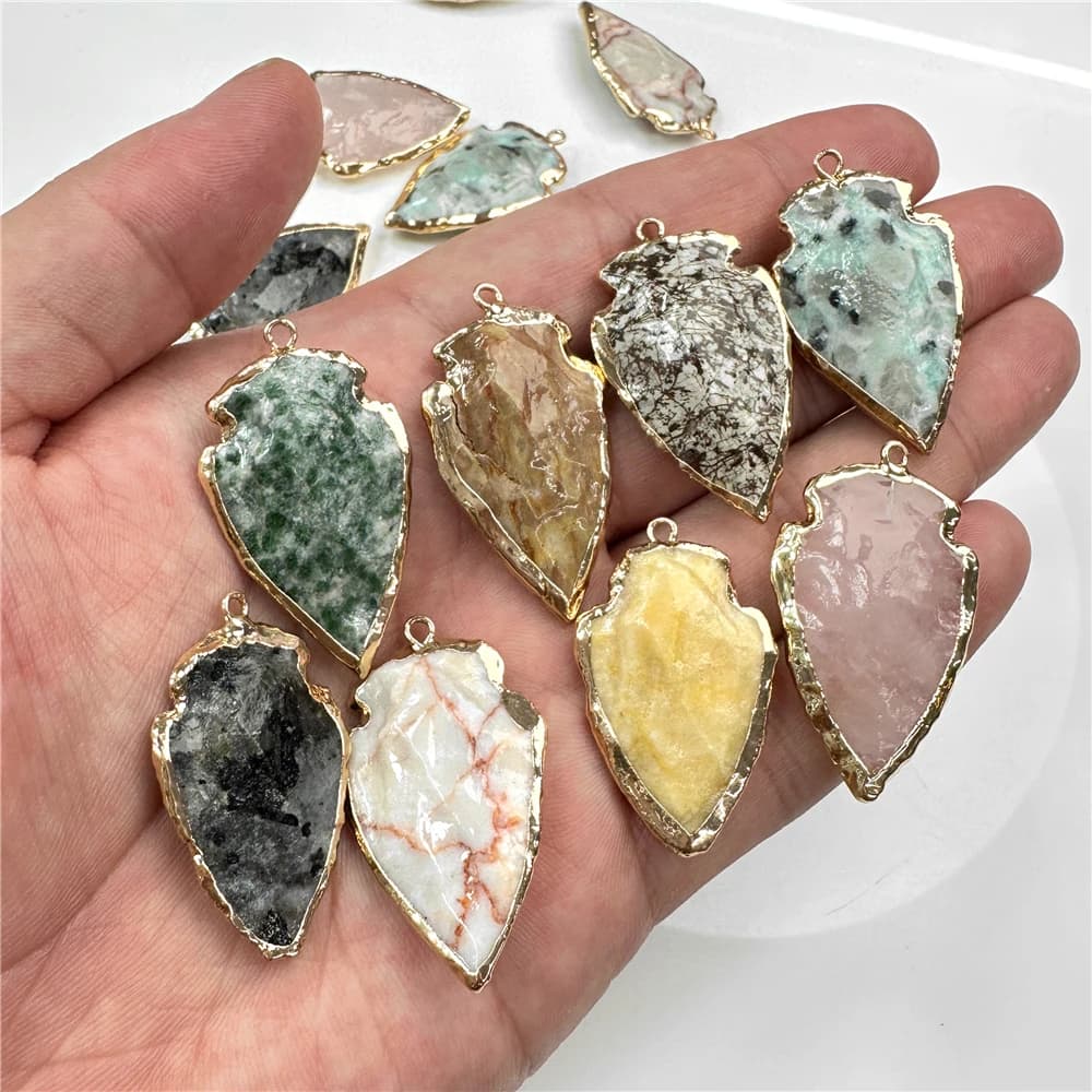 Pietra grezza frecce collana ciondolo cristallo quarzo Jaspers ciondolo artigianato punta di freccia energia fortunata creazione di gioielli accessorio 22x25mm