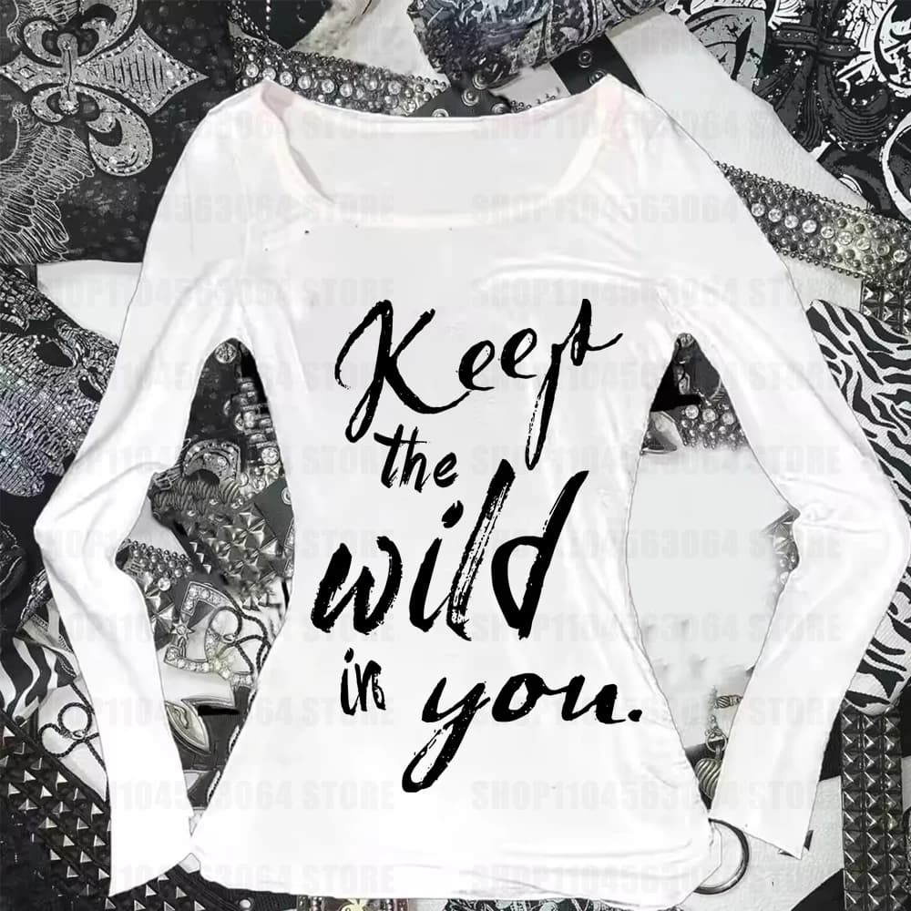 T-shirt a maniche lunghe pullover girocollo slim fit autunno e inverno da donna con stampa di lettere in stile quotidiano minimalista americano