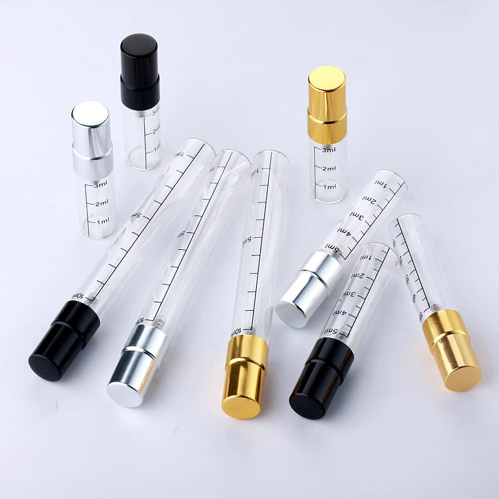 50/100 Pezzi Flaconi Spray da 10ml con Nebulizzatore Fine, Bottiglie di Vetro Graduato Ricaricabili Portatili per Profumo, Approvate TSA per Viaggi
