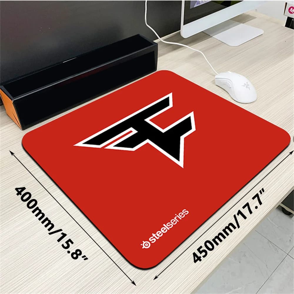 Tappetino per mouse da gioco Base antiscivolo in gomma da 4 mm Controllo superficiale del morbidezza Tappetino da scrivania grande personalizzato Accessori da gioco FPS 450X400mm