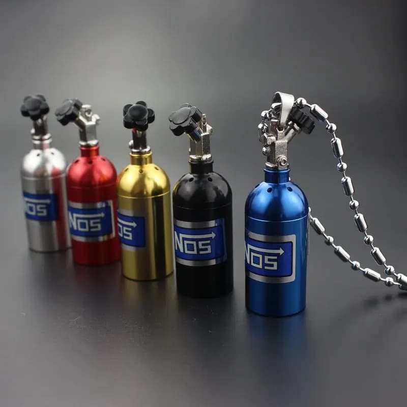 Nuova decorazione per Auto ciondolo specchio portachiavi ornamento appeso per gadget Auto diffusore di profumo accessori per deodorante per interni