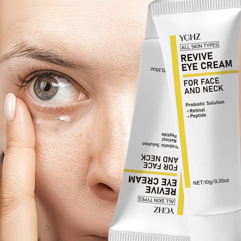 Peptide Eye Cream, Rich in Collagen, Retinol, Peptides, and Hyaluronic Acid Complex, Specifically Designed for Skin Care. It Helps Tighten the Skin and Reduce Fine Lines.