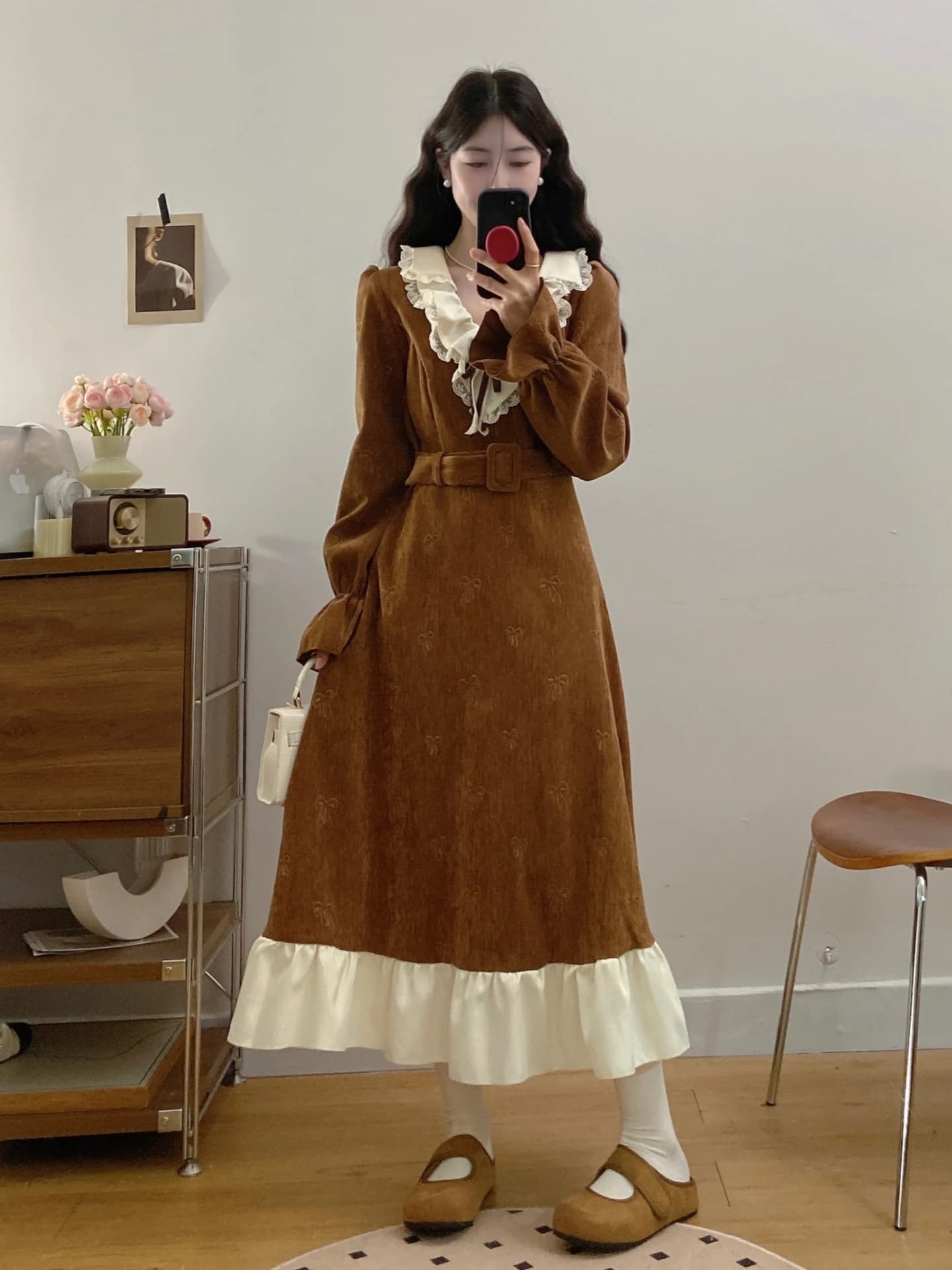 Chic V-neck A-line Dress with Pleated Hem for Women Spring Autumn plus Size Slimming Waist-cinching Long Dress Korean Style