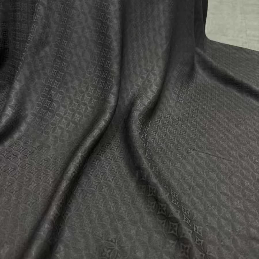 114 CM Width 25 MM Rombo Check Black Silk Fabric Hualuo Soft Silk Fabric for Season Hot Summer Dress Pijama Gonna Pants R2145