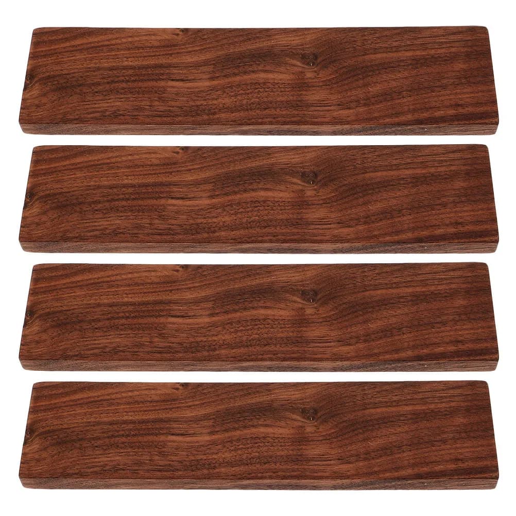 Set di 4 Blocchi di Legno di Noce per Intaglio e Lavorazione Artigianale