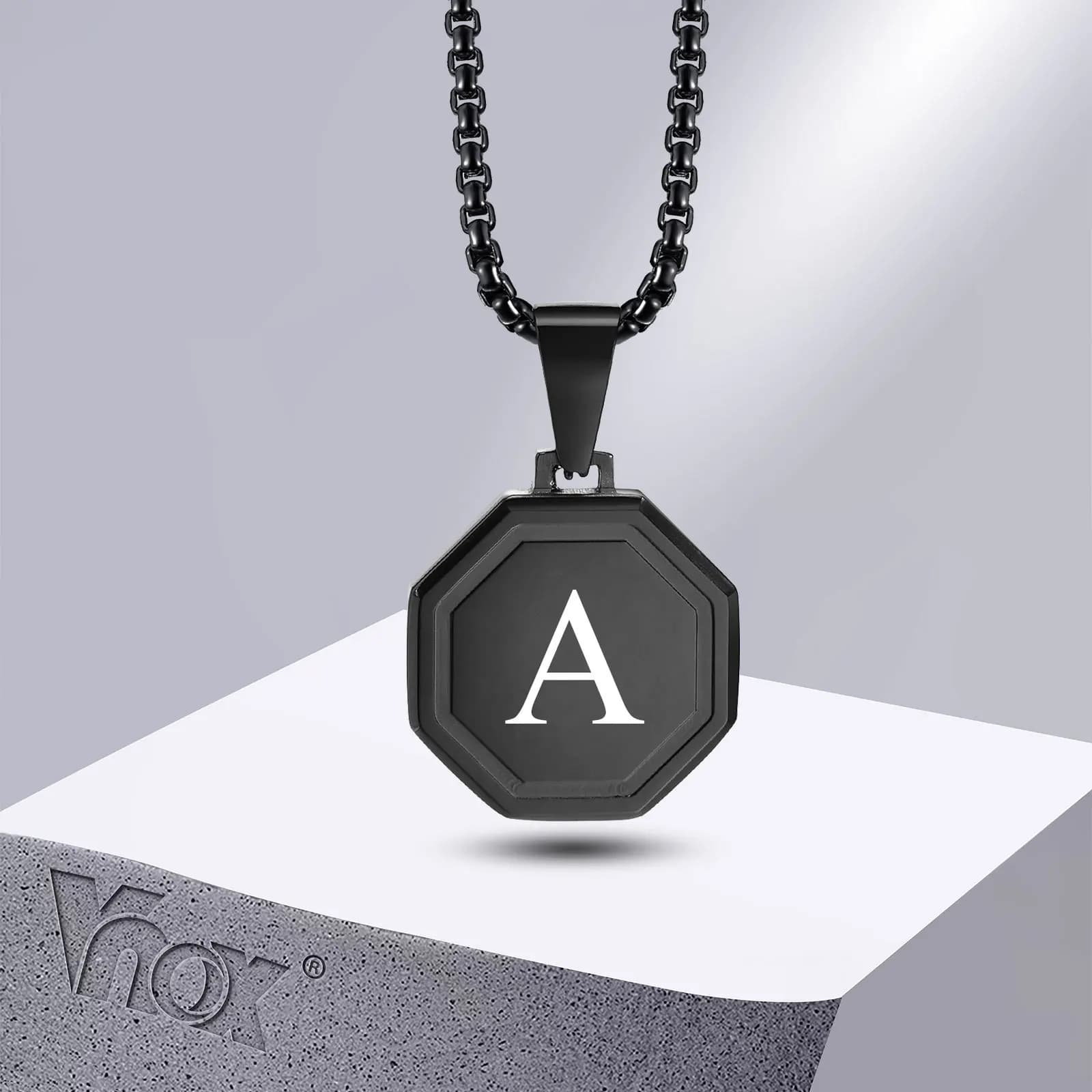 Vnox A-Z collane iniziali per uomo, ciondolo geometrico ottagonale nero, collana con lettere in acciaio inossidabile, collare semplice causale per ragazzo