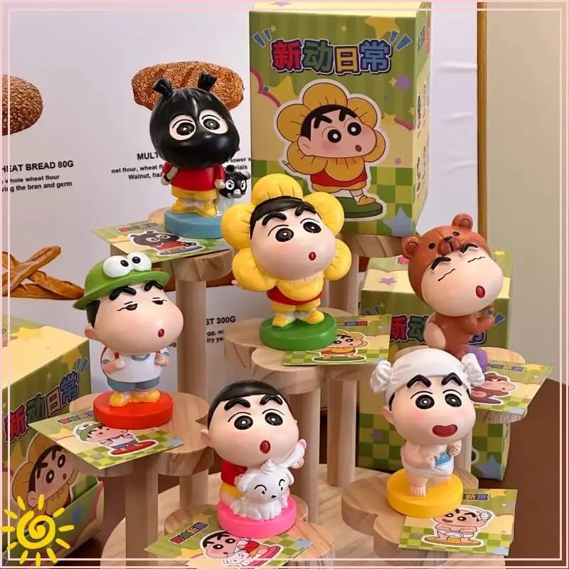 Crayon Shin Chan Blind Box Figure Anime da Collezione, Decorazione per Scrivania e Auto, Grazioso Ornamento, Regalo a Sorpresa Ideale per gli Amanti degli Anime