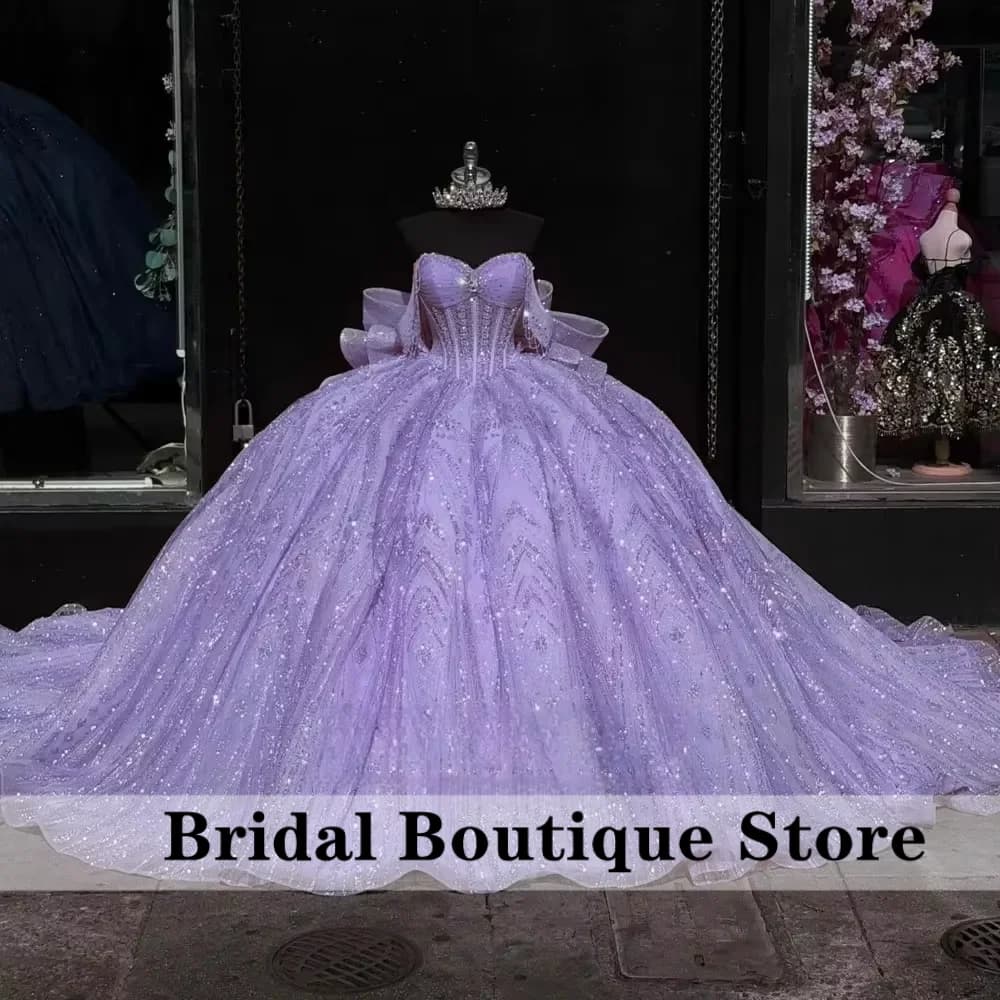 Abiti Quinceanera viola lavanda Fiore Farfalla Appliques Cristalli Perline Paillettes Abiti dolci 16 Abito da ballo personalizzato