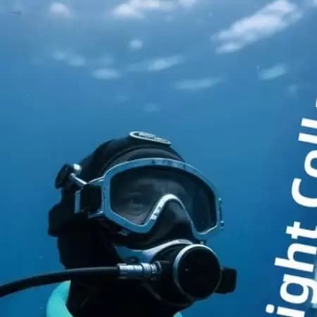 Glow Neck Ring for Diving with Bendable Silicone Exterior to Accommodate Different Neck Sizes During Snorkeling and Scuba