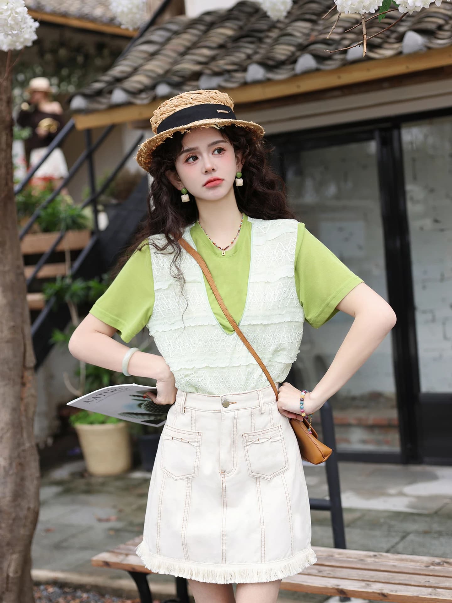 Chen Jiajie Lotus Seed Milk Cake round Neck Short Sleeve T-Shirt Women's New Design Splice Fake Two-Piece Top Cotton Polyeste...