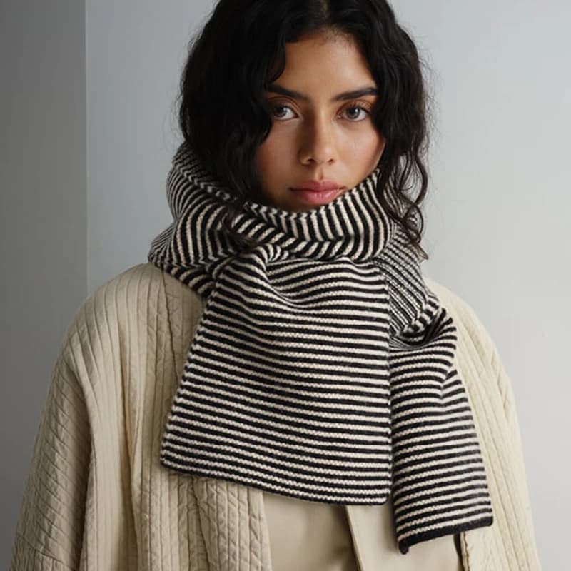 Sciarpa lavorata a maglia a righe di lusso per le donne Sciarpe genitore-figlio Autunno Inverno Scialle caldo Fazzoletto da collo coreano versatile alla moda