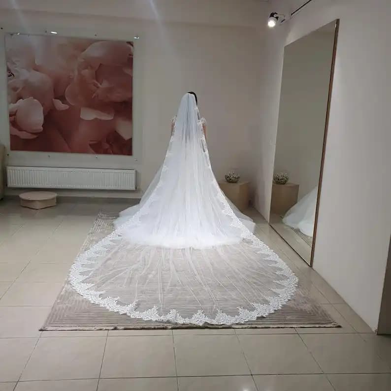 Velo da sposa lussuoso con pizzo su tutta la bordatura, a uno strato, lungo fino al cattedrale, personalizzabile, per accessori da abito da sposa.