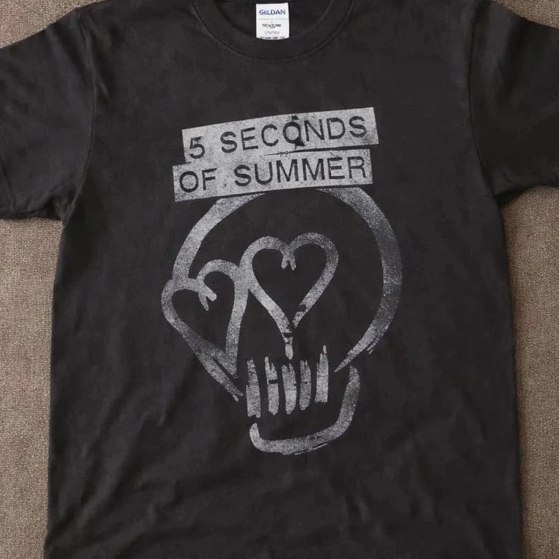 5 Seconds of Summer Heartskull Graphic T-Shirt Pop Rock Band Merch Vintage Distressed 5SOS Unisex Streetwear Short Sleeve Top