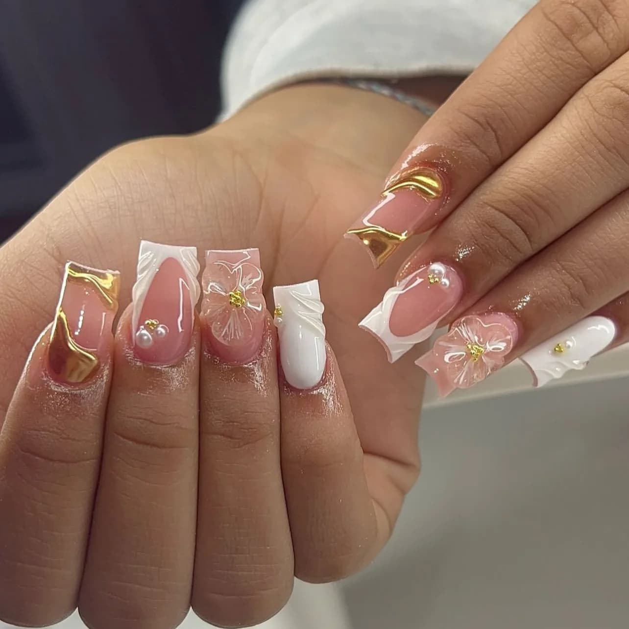 24 pieces of soft medium square fingernails with glue fard pink flowers fake nail cover complete french acrylic print on girls' nails
