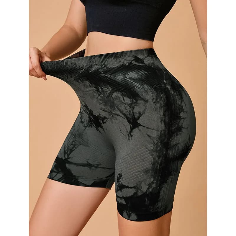 Tie Dye Yoga Shorts Modelling for Women, Elasticized to High Life, for Gym and Sports, Casual Without Sewings, Cycling Shorts