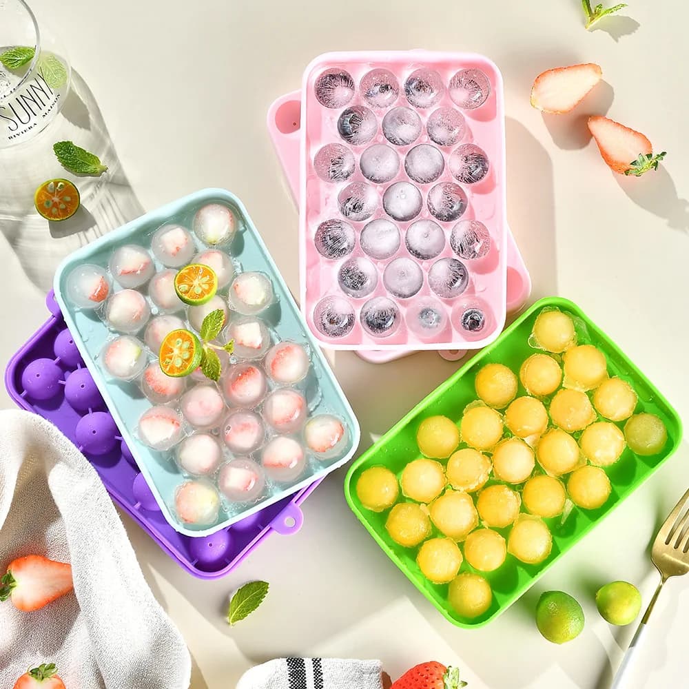 Sfera per cubetti di ghiaccio in silicone con 25 scomparti e coperchio, stampo per cubetti di ghiaccio alla frutta, scatola per la conservazione del ghiaccio in silicone, facile da sformare