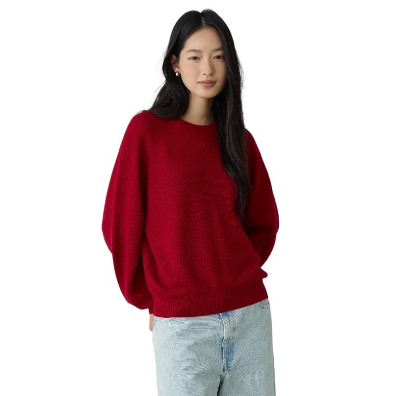 Maglione in Lana Pettinata Super120s Versatile con Collo Tondo e Maglia Larga