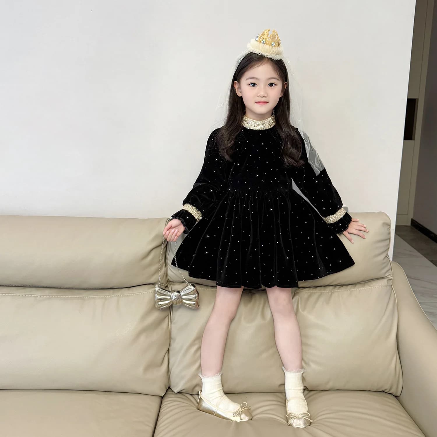 Abito da ragazza in velluto con diamanti scintillanti 2025 Autunno e inverno nuove ragazze scintillanti abito da principessa gonna abito da compleanno
