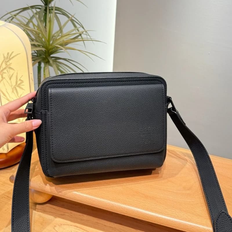 Men Classic Genuine Leather Shoulder Bag Minimalist Business Casual Crossbody Messenger Bag Large Capacity Waterproof Daily Commuter Male Handbag