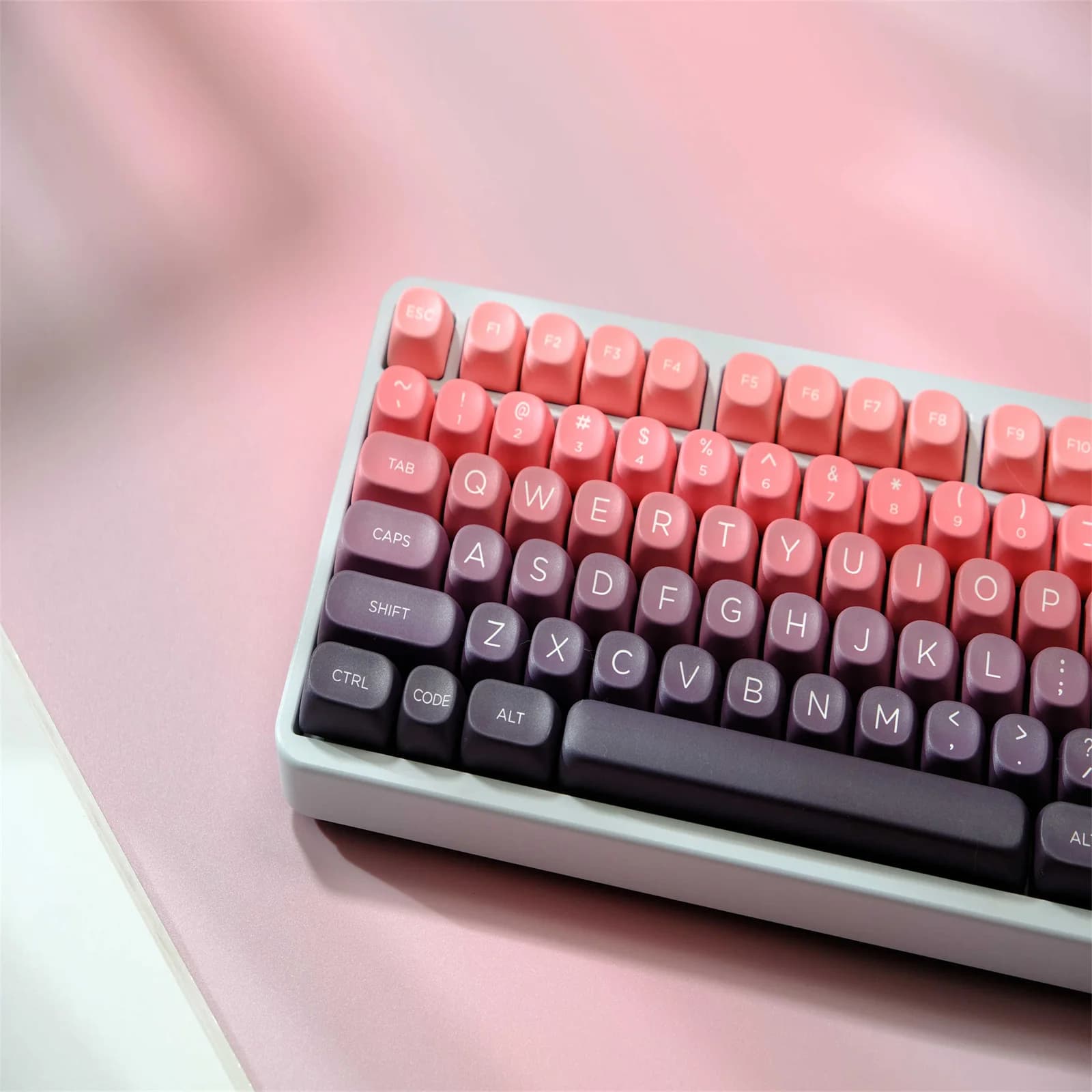 GMK Red Beans Keycaps Set 126 tasti Materiale PBT Profilo MOA per CHERRY MX Switch 61/64/68/75/84/87/96/98/104 Tastiera meccanica