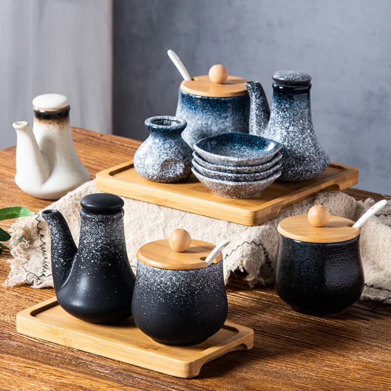 Set di Contenitori per Spezie Giapponesi, Set da Quattro Pezzi per Conservazione in Cucina, Barattolo per Olio di Peperoncino, Scatola per Spezie per Uso Domestico