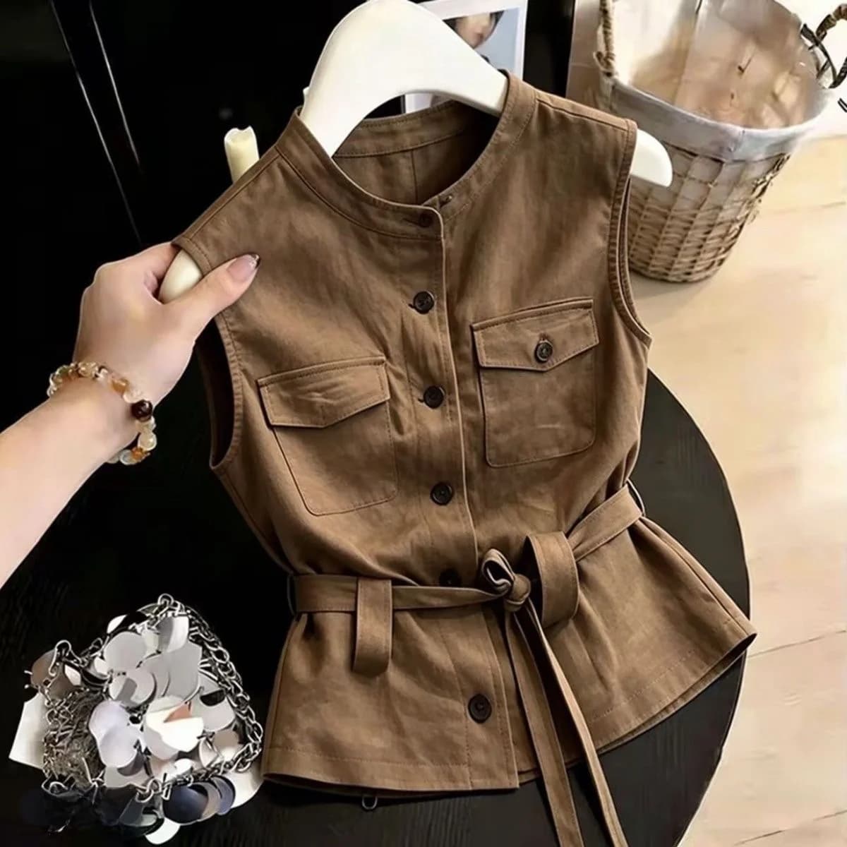 Fashionable Belted Sleeveless Vest Women's Loose Fit Summer New Style Retro Money Bag Outerwear Polyester Casual Shirt