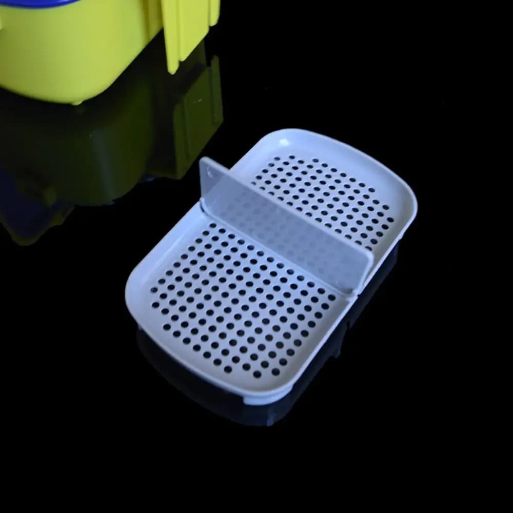 Breathable Fishing Bait Box Storage Container Moisture-Retaining Live Baits Box Insulated Fishing Lures Red Worm Tackle Box