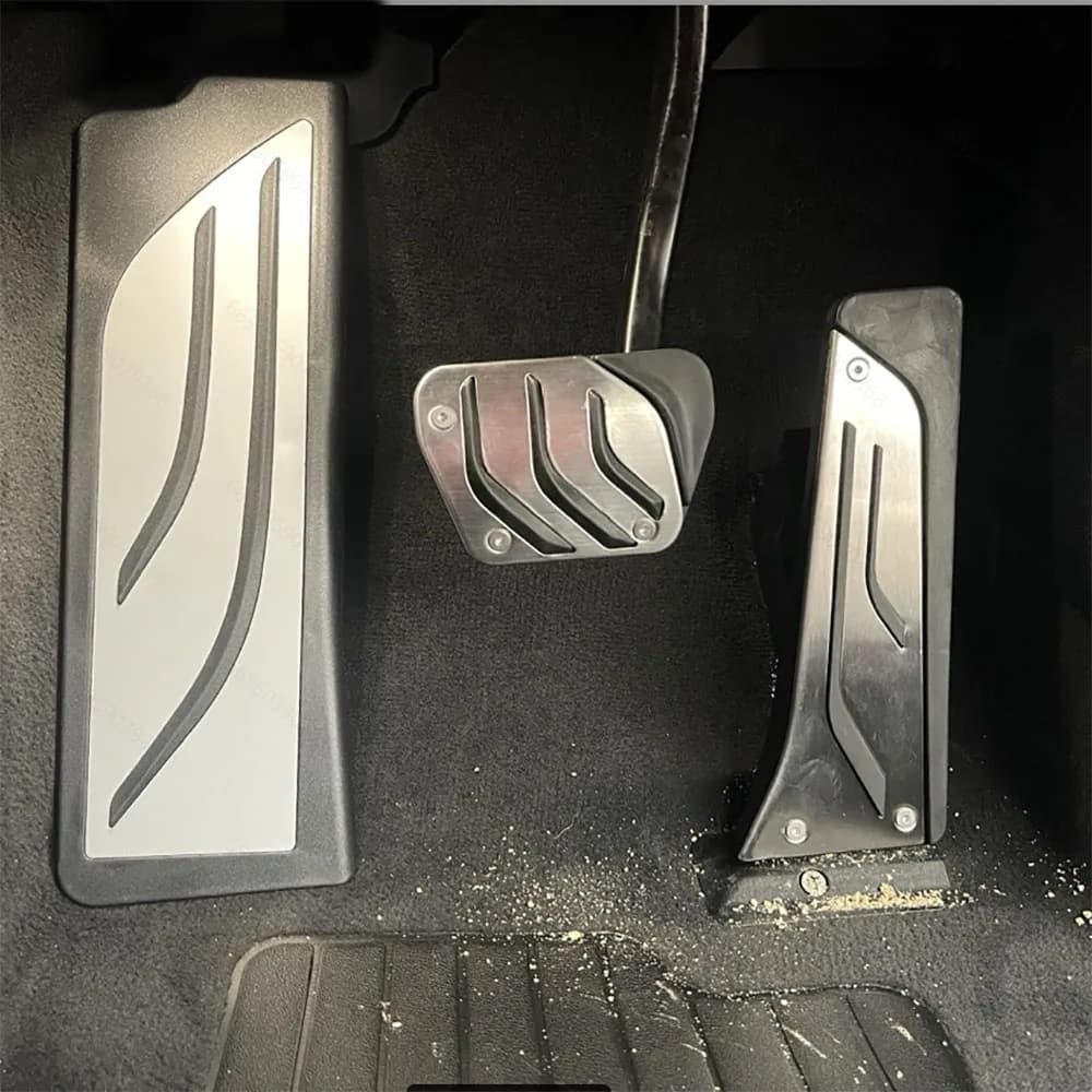 Per BMW Serie 3 G20 G21 330i 330e 430i 440i 2019-2023 LHD Pedale del freno a gas Tappo di copertura Poggiapiedi Pad Trim Kit senza trapano in acciaio