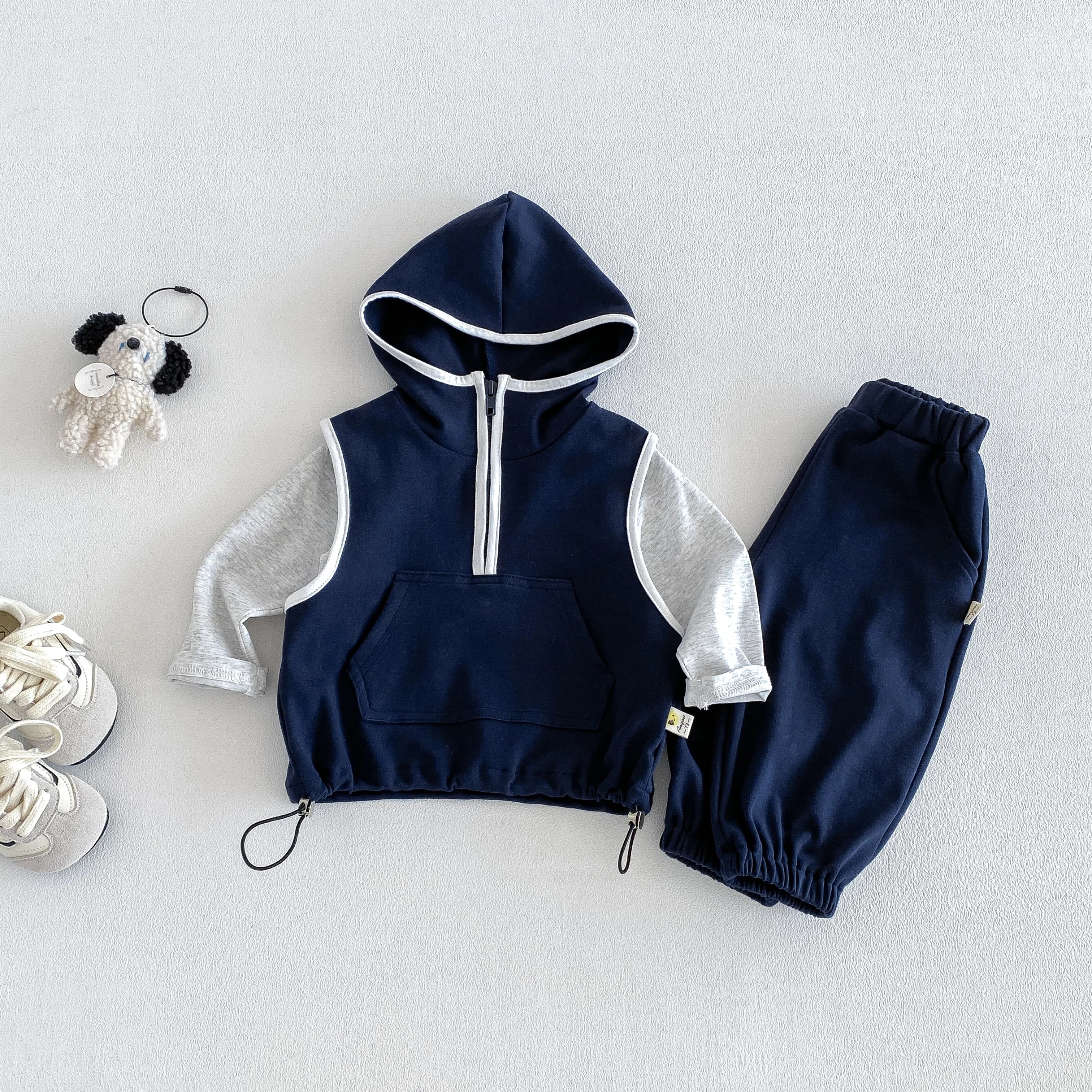 Set di giacche con cappuccio in stile coreano per uomo e donna - outfit alla moda, casual, sportivo ed elegante