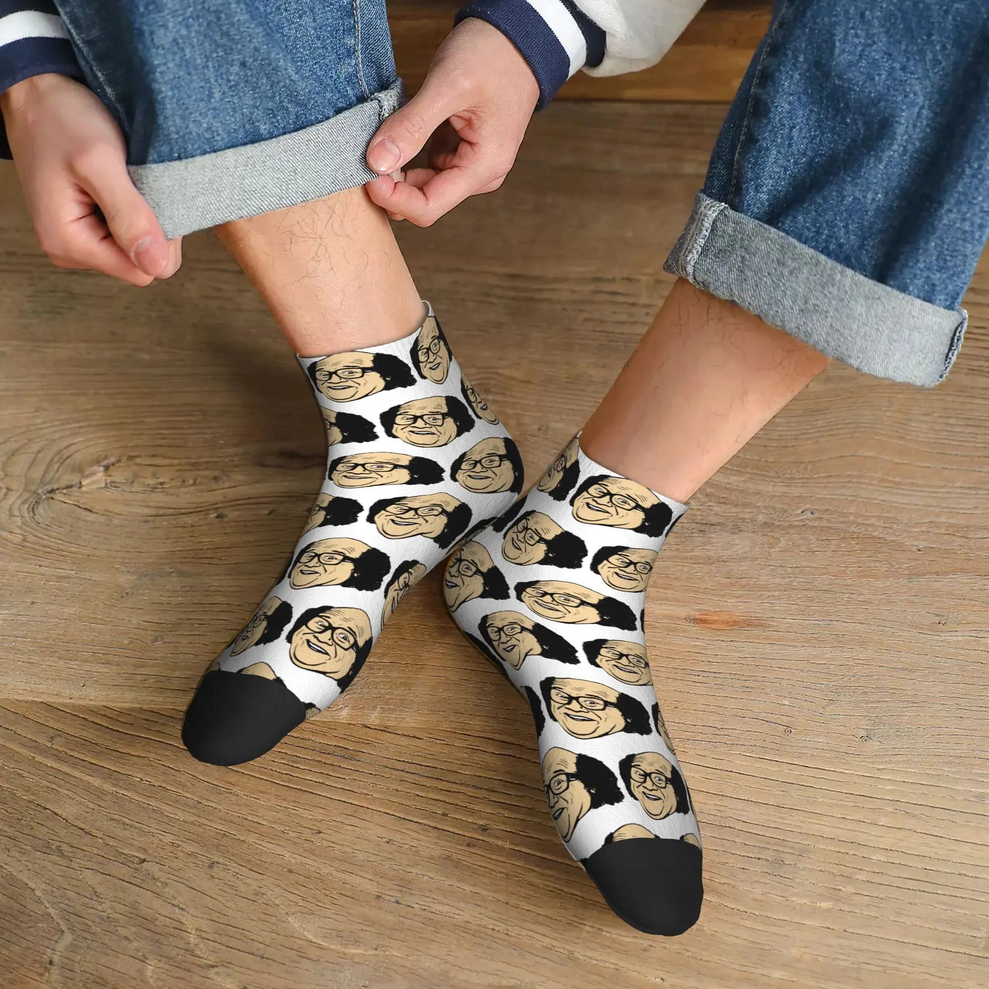 All Seasons Danny Devito 2 Socks Harajuku High Quality Sport Middle Tube Socks Soft Hip Hop Stockings for Men Women Gifts