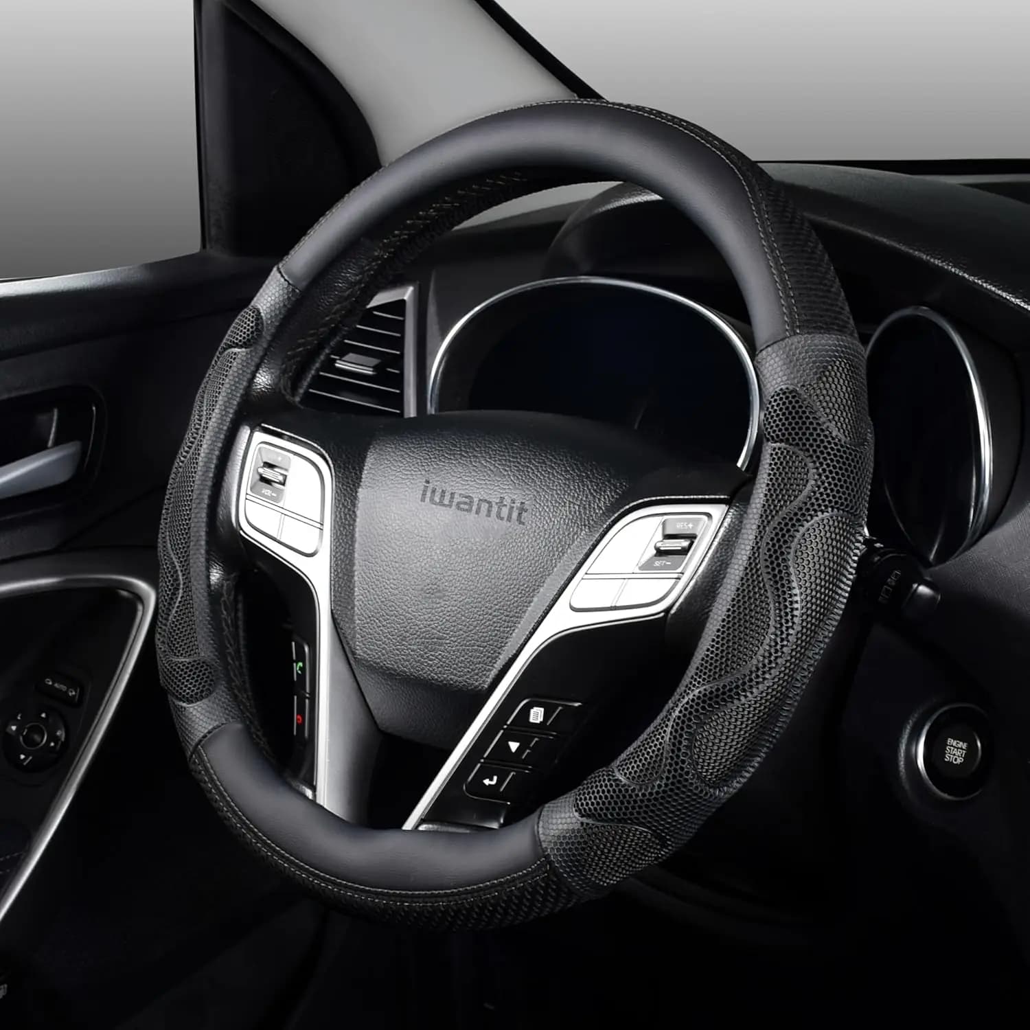 Universal 3D Cover in Silicone at Nido d'Ape, Anti-slip and Breathable for Cars from 14,5-15 Inches, Integral Black