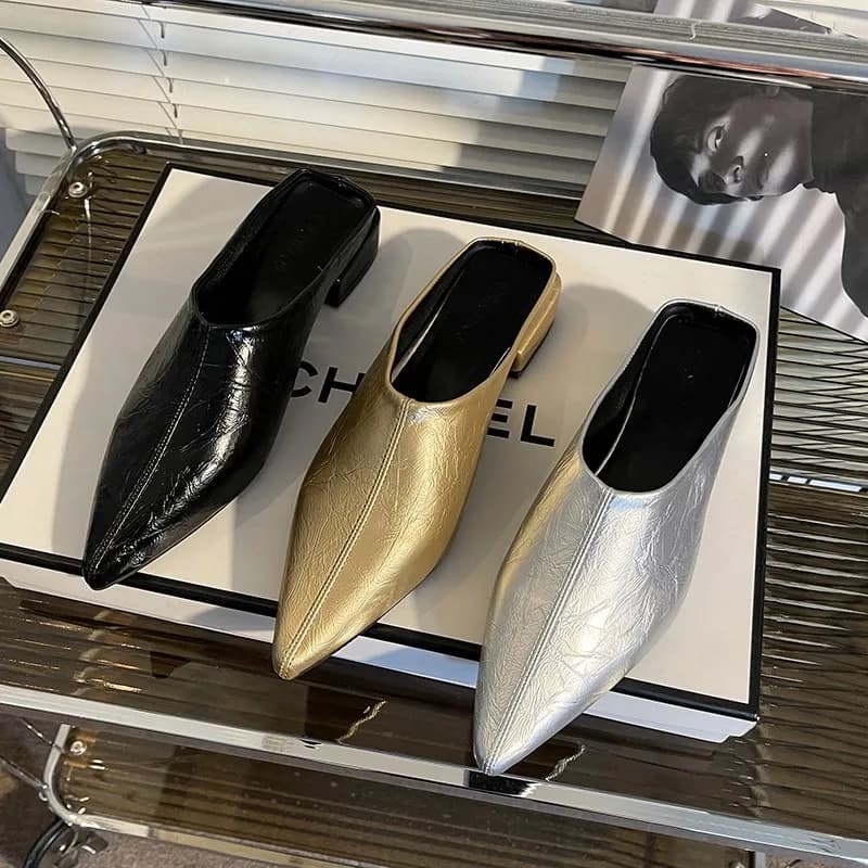 Scarpe Pantofole da donna Mocassini Scivoli di lusso Mulo femminile Copri punta Tacco quadrato su una ciabatte con zeppa Blocco basso di design