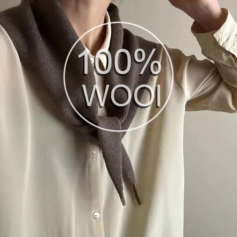 British Korean triangular scarf Triangular wool scarf 100% niche knitted scarf women's knitted scarf multifunctional good