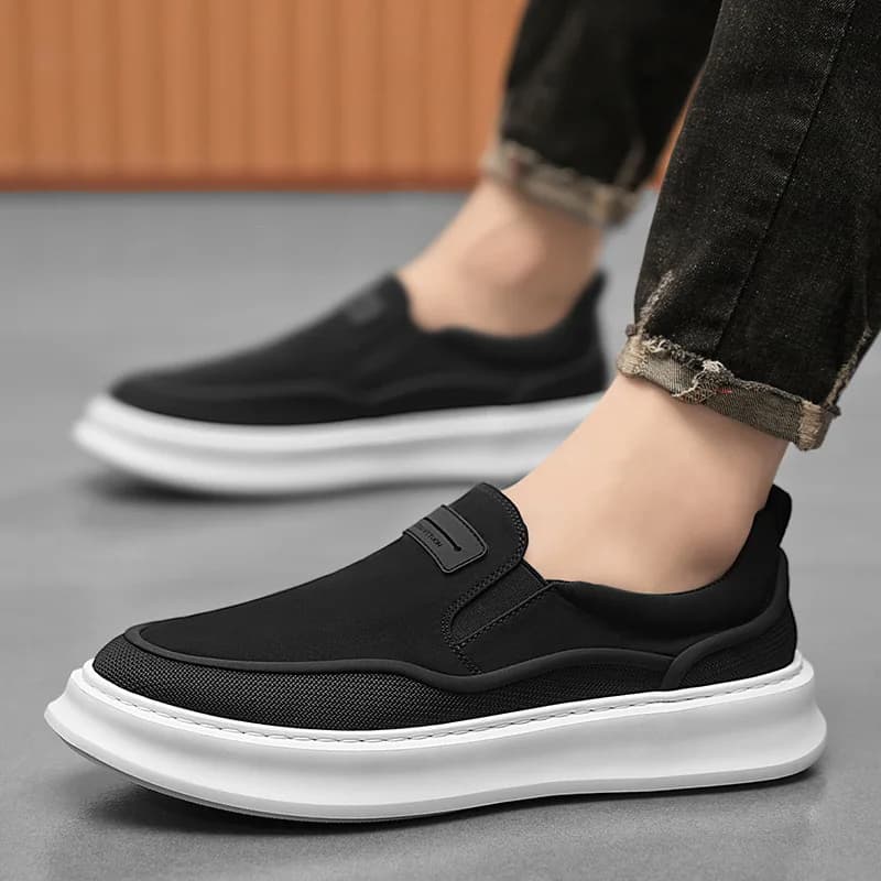 Men's Summer Shoes Breathable and Lightweight, Versatile Fashion Anti-slip sneaker, Casual Footwear in Low-cut canvas