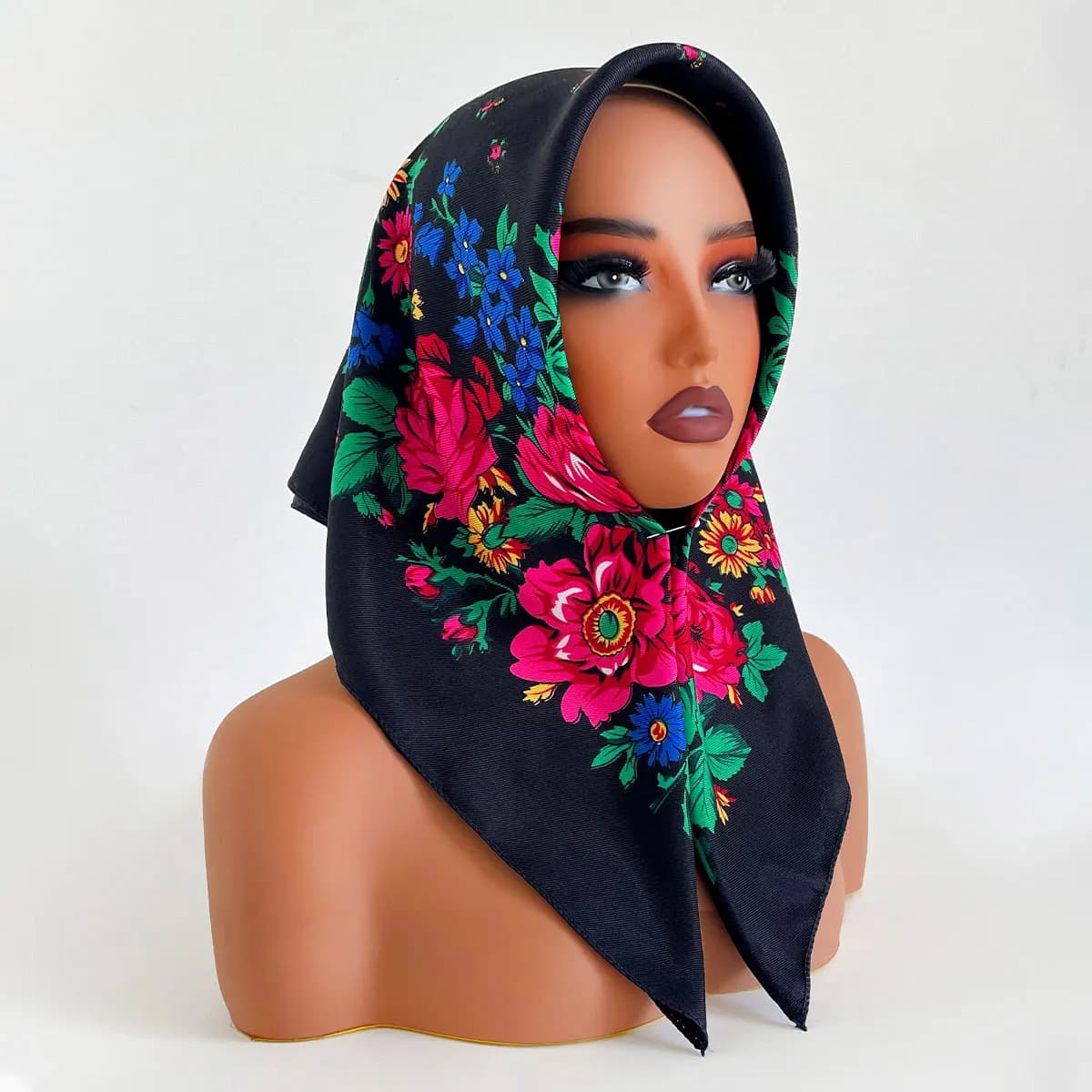 70*70 cm Sciarpa quadrata russa di lusso Stampa floreale Bandana Sciarpe con fascia Scialle etnico Fazzoletto Babushka Avvolge la testa